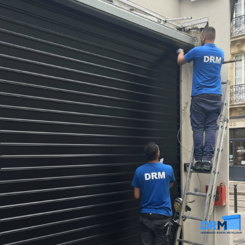 Entretien Rideau Métallique Avignon (84000) : Guide Expert 2024